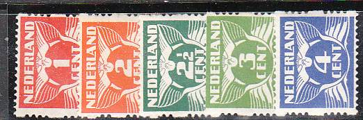 (Golandia_stamp_146 B-150 B(1) Голандия №146 B-150 B**